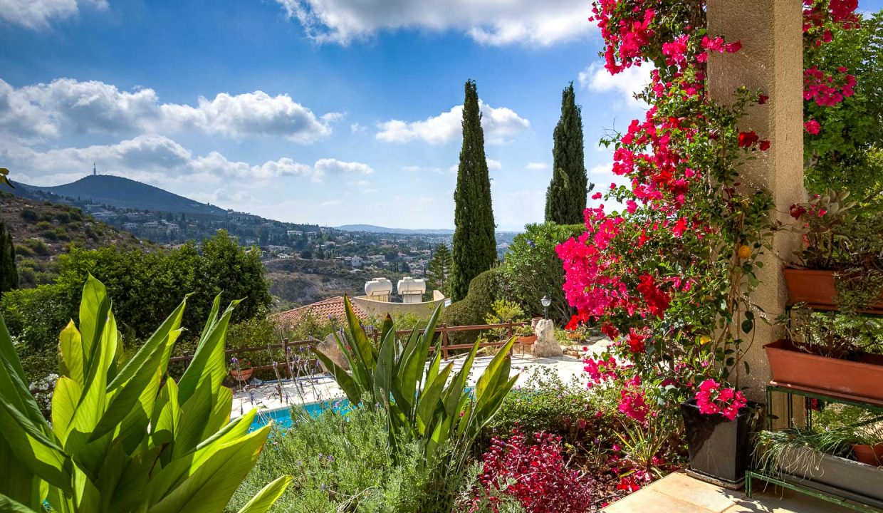 3 Bedroom Bungalow For Sale - Zelemenos, Koil, Tala, Paphos: ID 1093 25 - ID 1093 - Comark Estates