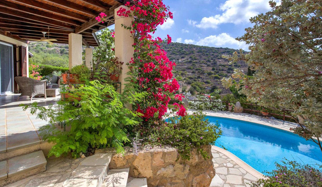 3 Bedroom Bungalow For Sale - Zelemenos, Koil, Tala, Paphos: ID 1093 26 - ID 1093 - Comark Estates