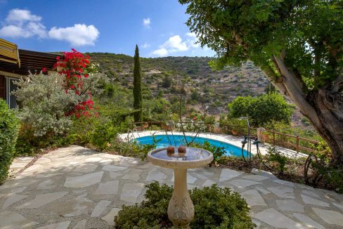 3 Bedroom Bungalow For Sale - Zelemenos, Koil, Tala, Paphos: ID 1093 27 - ID 1093 - Comark Estates
