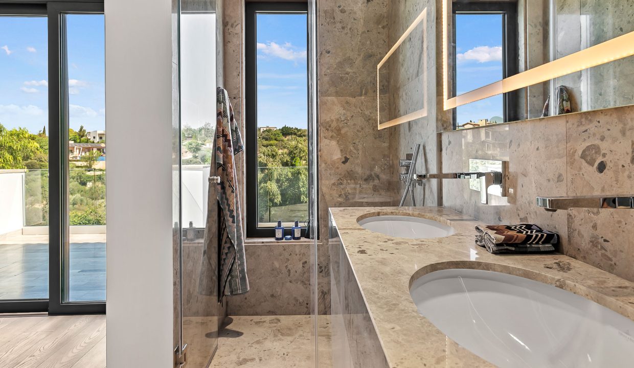 5 Bedroom Villa For Sale - Eastern Plateau, Aphrodite Hills, Paphos: ID 1094 27 – ID 1094 - Comark Estates