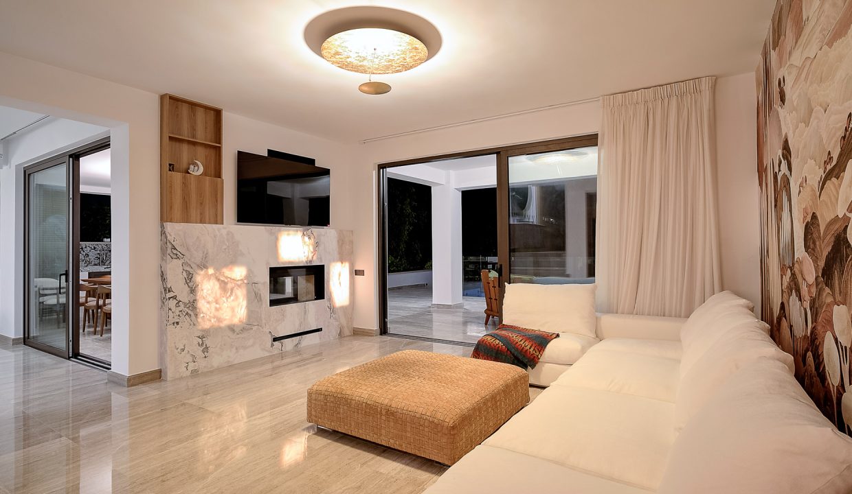 5 Bedroom Villa For Sale - Eastern Plateau, Aphrodite Hills, Paphos: ID 1094 77 – ID 1094 - Comark Estates