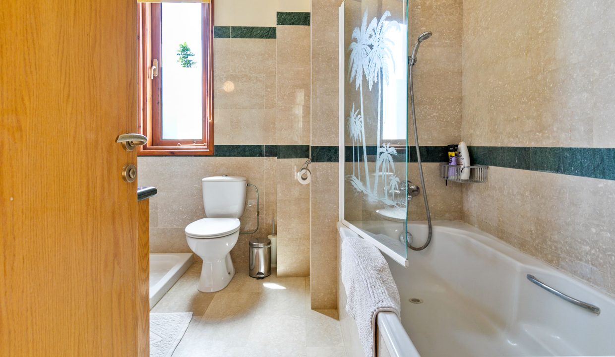 3 Bedroom Villa For Sale - Eastern Plateau, Aphrodite Hills, Paphos: ID 1096 17 – ID 1096 - Comark Estates