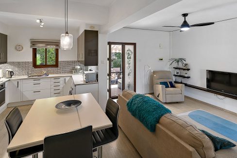 2 Bedroom Townhouse For Sale - Pissouri Bay, Pissouri Village, Limassol: ID 1114 09 - ID 1114 - Comark Estates