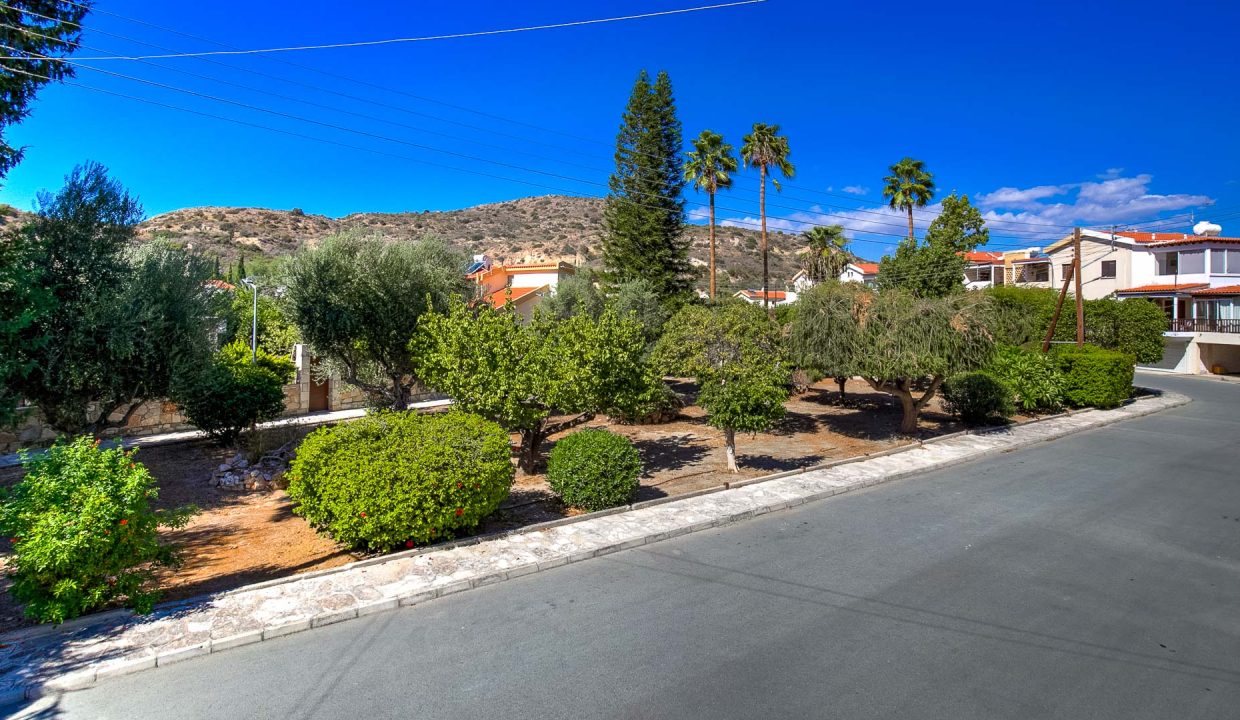 2 Bedroom Townhouse For Sale - Pissouri Bay, Pissouri Village, Limassol: ID 1114 21 - ID 1114 - Comark Estates