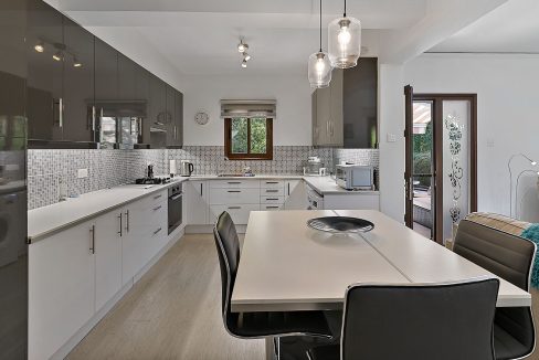 2 Bedroom Townhouse For Sale - Pissouri Bay, Pissouri Village, Limassol: ID 1114 06 - ID 1114 - Comark Estates