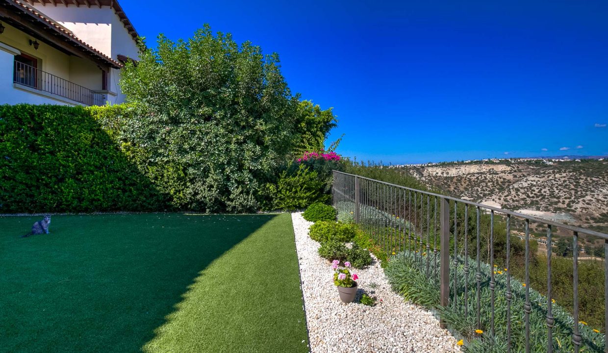 2 Bedroom Garden Apartment For Sale - Apollo Heights, Aphrodite Hills, Paphos: ID 1106 18 – ID 1106 - Comark Estates