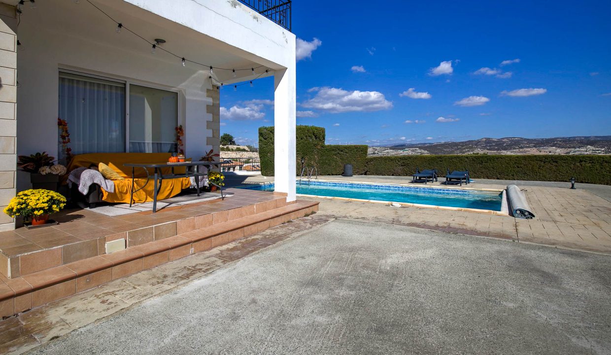 3 Bedroom Villa For Sale - Pissouri, Pissouri Village, Limassol: ID 1109 10 - ID 1109 - Comark Estates