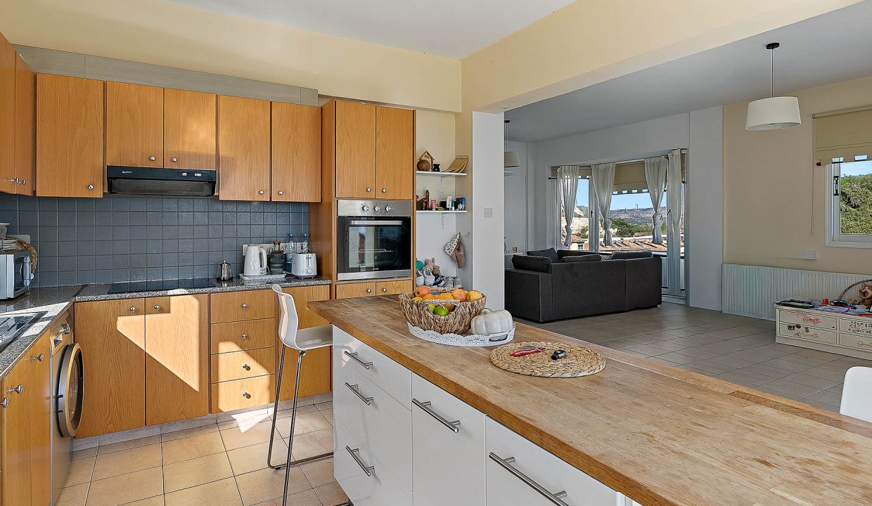 3 Bedroom Villa For Sale - Pissouri, Pissouri Village, Limassol: ID 1109 12 - ID 1109 - Comark Estates