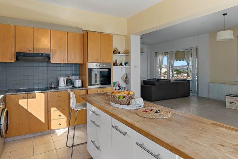 3 Bedroom Villa For Sale - Pissouri, Pissouri Village, Limassol: ID 1109 12 - ID 1109 - Comark Estates