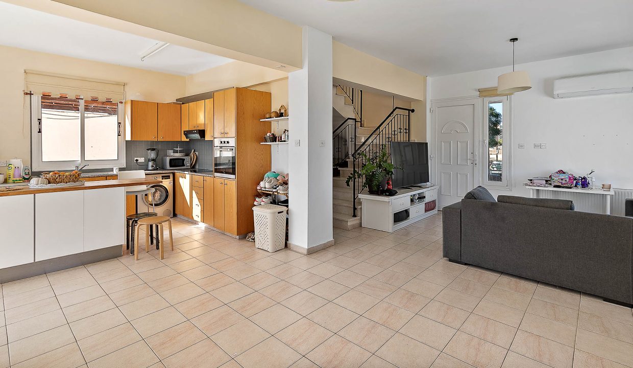 3 Bedroom Villa For Sale - Pissouri, Pissouri Village, Limassol: ID 1109 14 - ID 1109 - Comark Estates