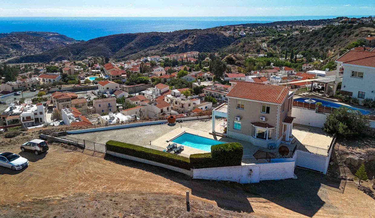 3 Bedroom Villa For Sale - Pissouri, Pissouri Village, Limassol: ID 1109 03 - ID 1109 - Comark Estates