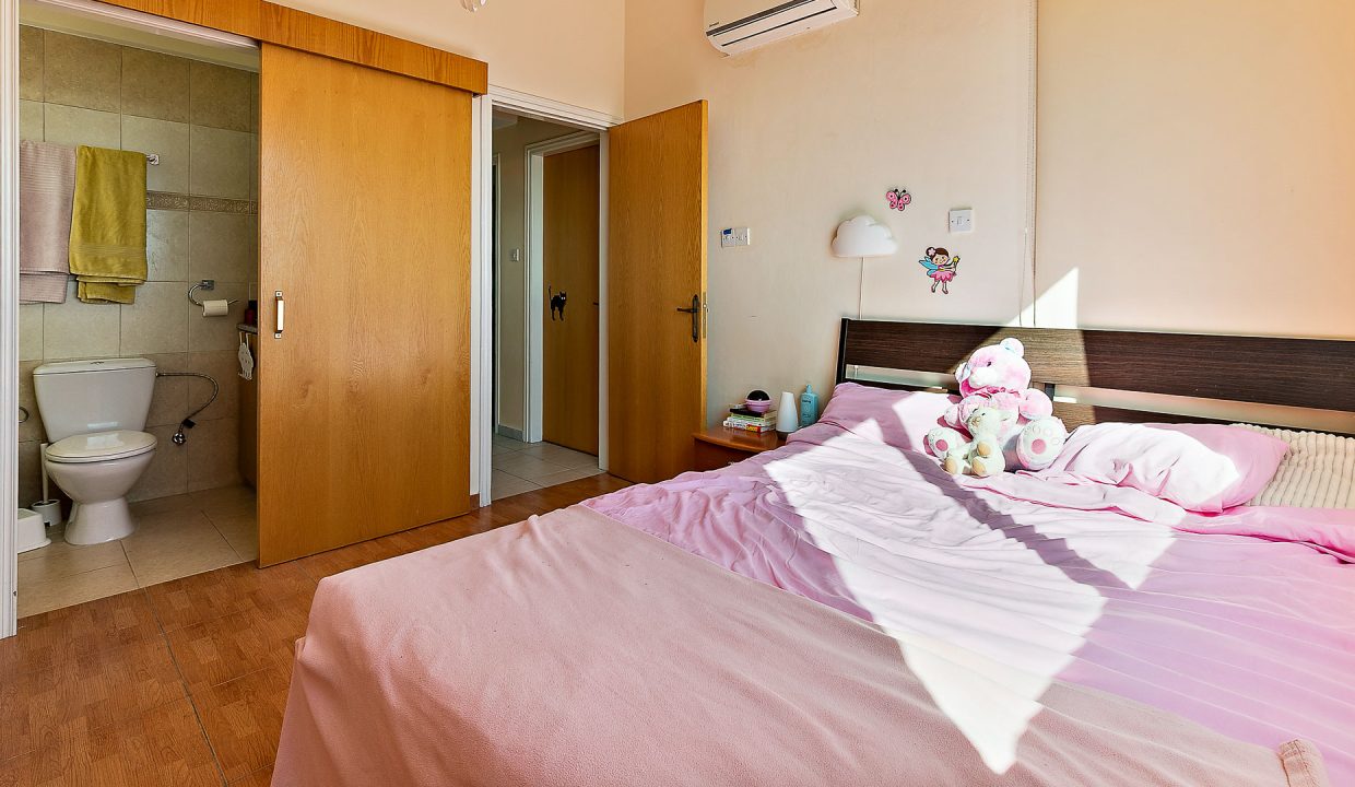 3 Bedroom Villa For Sale - Pissouri, Pissouri Village, Limassol: ID 1109 25 - ID 1109 - Comark Estates