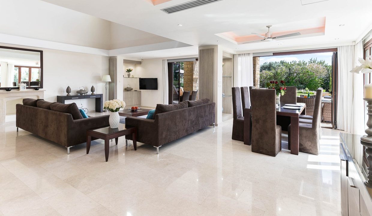 5 Bedroom Villa For Sale - Eastern Plateau, Aphrodite Hills, Paphos: ID 1119 21 – ID 1119 - Comark Estates