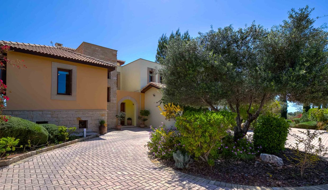 5 Bedroom Villa For Sale - Eastern Plateau, Aphrodite Hills, Paphos: ID 1119 03 – ID 1119 - Comark Estates