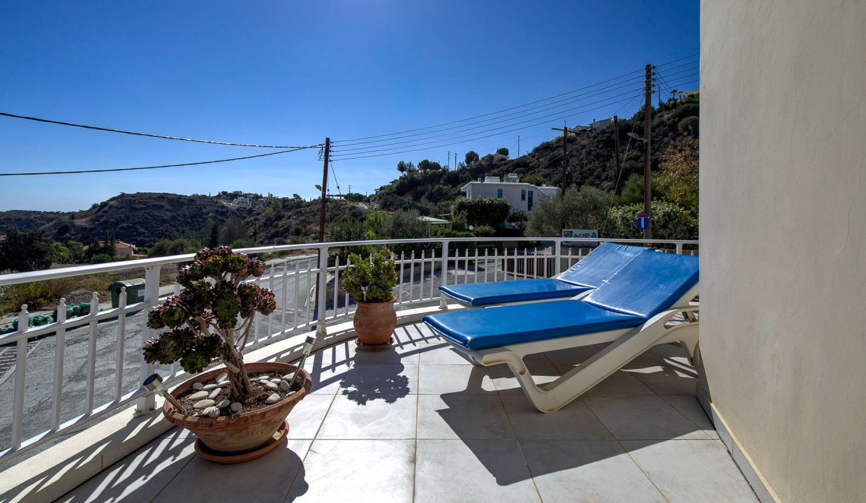 2 Bedroom Townhouse For Sale - Pissouri, Pissouri Village, Limassol: ID 1123 04 - ID 1123 - Comark Estates