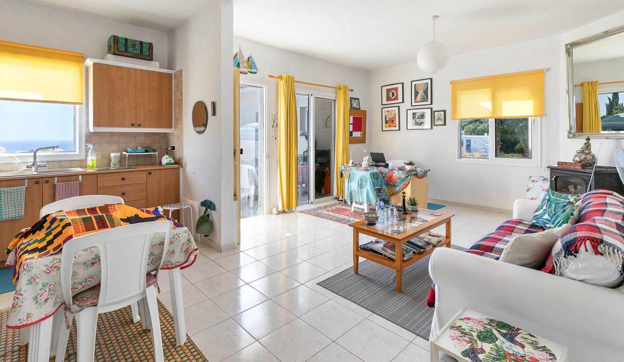 3 Bedroom Apartment For Sale - Pissouri, Pissouri Village, Limassol: ID 1122 04 - ID 1122 - Comark Estates