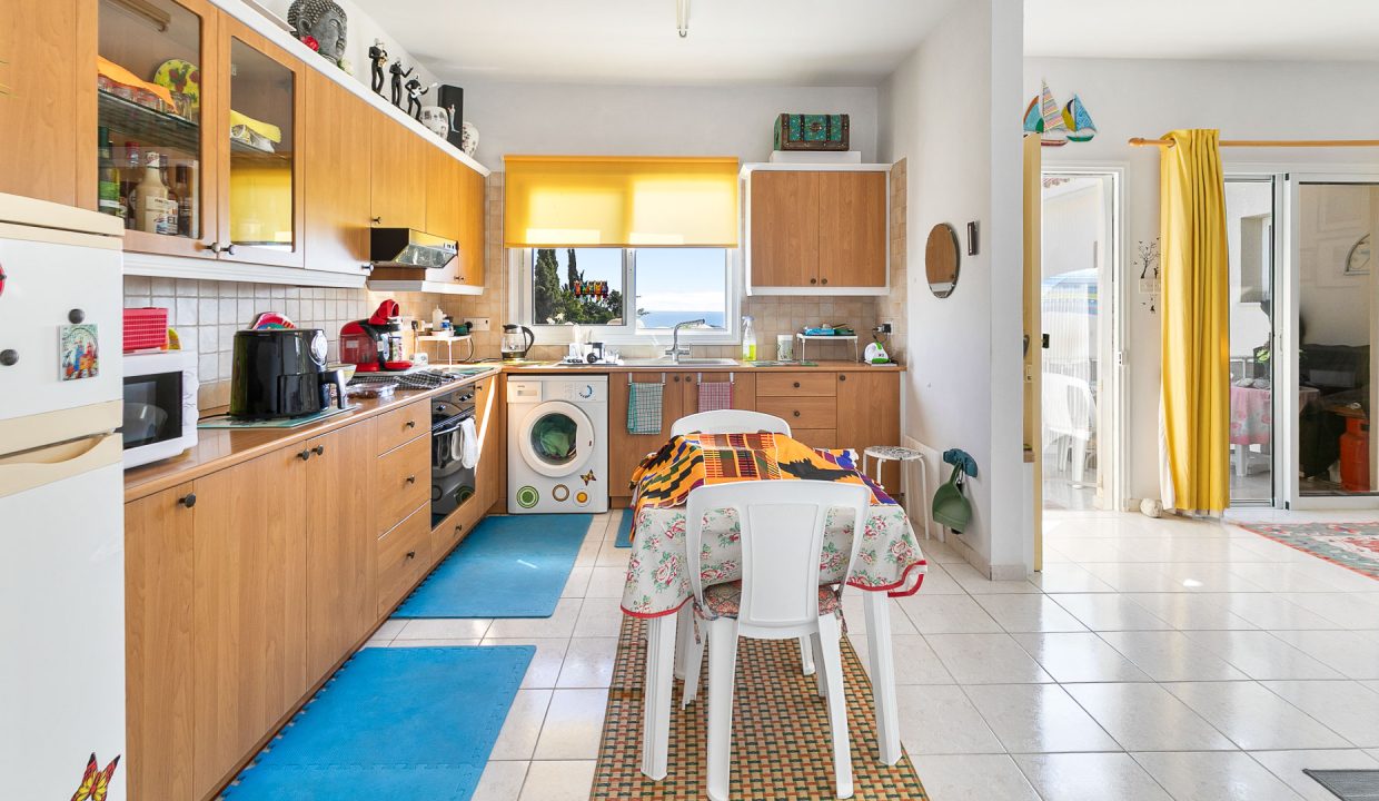 3 Bedroom Apartment For Sale - Pissouri, Pissouri Village, Limassol: ID 1122 08 - ID 1122 - Comark Estates