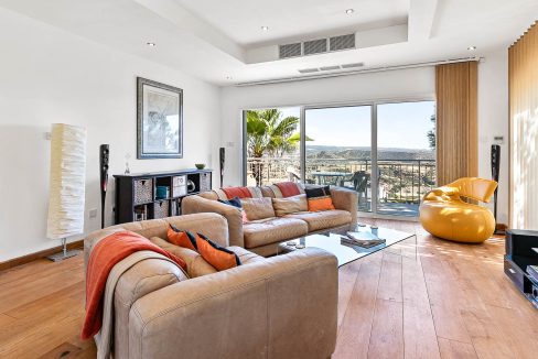 5 Bedroom Villa For Sale - Pissouri, Pissouri Village, Limassol: ID 1112 26 - ID 1112 - Comark Estates