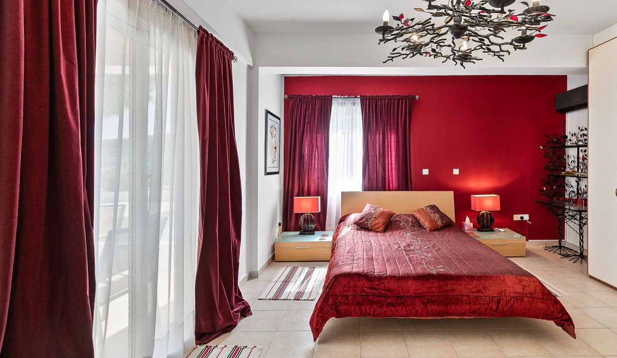 5 Bedroom Villa For Sale - Pissouri, Pissouri Village, Limassol: ID 1112 29 - ID 1112 - Comark Estates