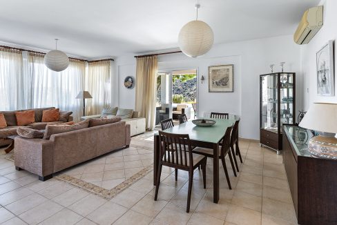 5 Bedroom Villa For Sale - Pissouri, Pissouri Village, Limassol: ID 1112 35 - ID 1112 - Comark Estates