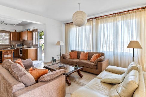 5 Bedroom Villa For Sale - Pissouri, Pissouri Village, Limassol: ID 1112 38 - ID 1112 - Comark Estates