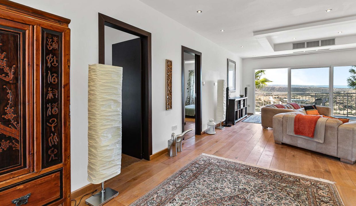 5 Bedroom Villa For Sale - Pissouri, Pissouri Village, Limassol: ID 1112 04 - ID 1112 - Comark Estates