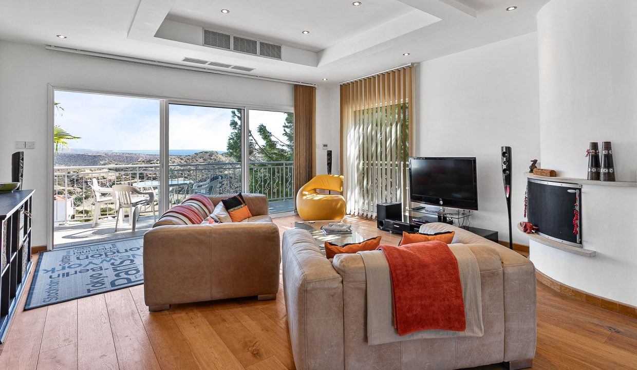 5 Bedroom Villa For Sale - Pissouri, Pissouri Village, Limassol: ID 1112 07 - ID 1112 - Comark Estates