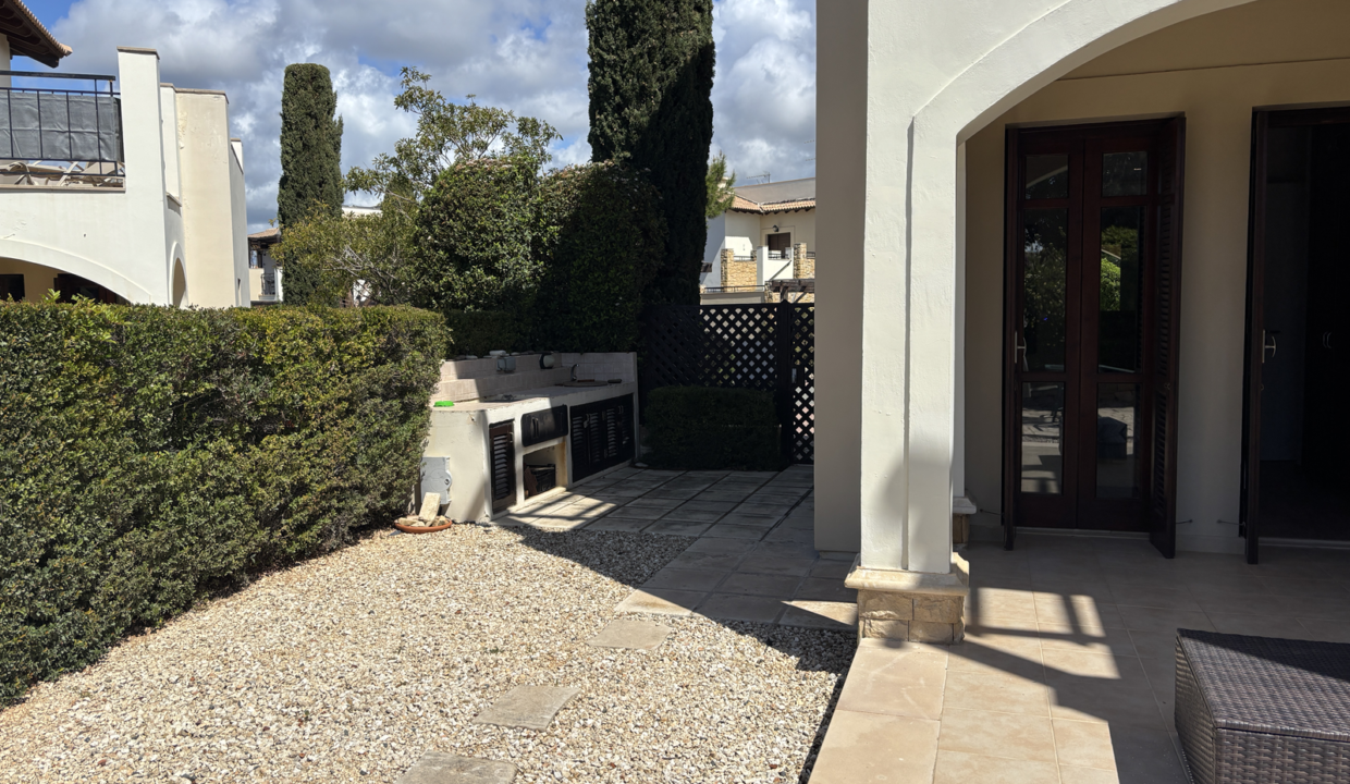 2 Bedroom Garden Apartment For Sale - Helios Heights, Aphrodite Hills, Paphos: ID 1134