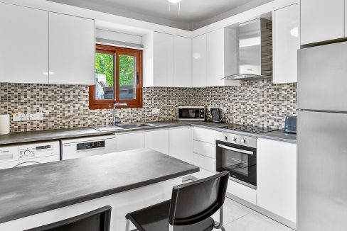 2 Bedroom Townhouse For Sale - Pissouri, Pissouri Bay, Limassol: ID 1137 21 - ID 1137 - Comark Estates