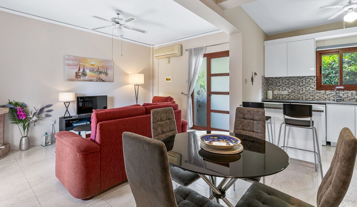 2 Bedroom Townhouse For Sale - Pissouri, Pissouri Bay, Limassol: ID 1137 24 - ID 1137 - Comark Estates