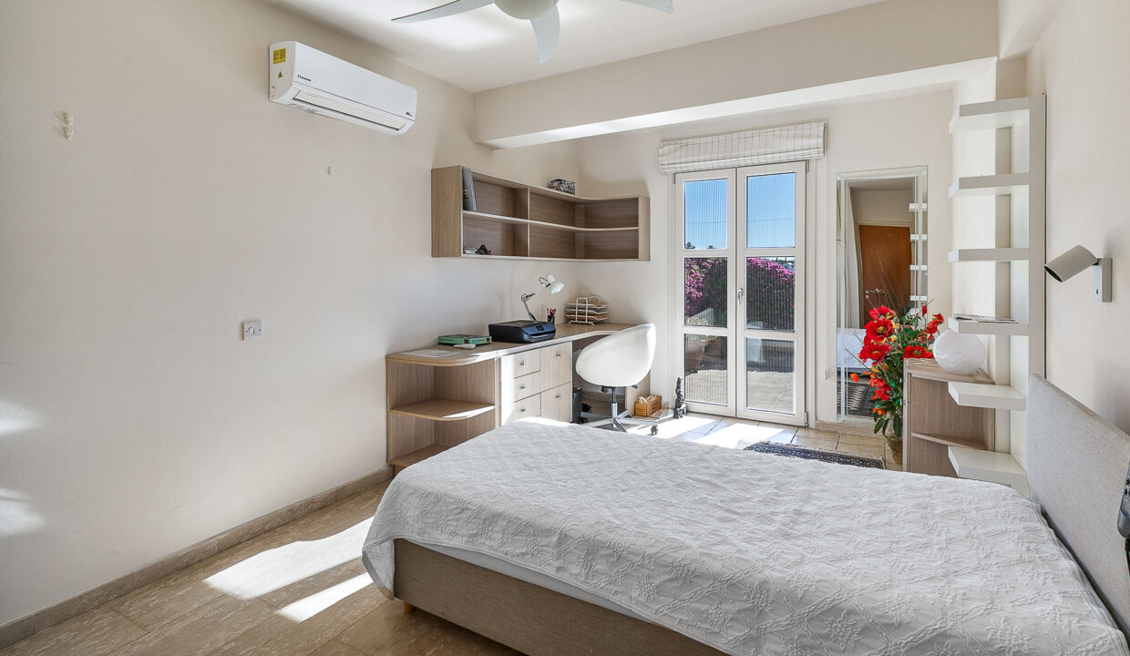 3 Bedroom Townhouse For Sale - Western Plateau, Aphrodite Hills, Paphos: ID 1148 13 – ID 1148 - Comark Estates