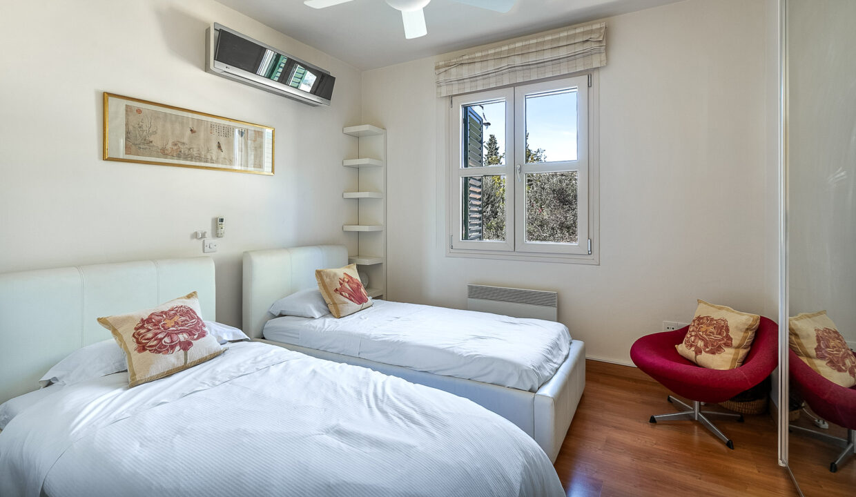 3 Bedroom Townhouse For Sale - Western Plateau, Aphrodite Hills, Paphos: ID 1148 21 – ID 1148 - Comark Estates