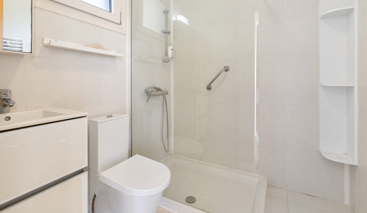 3 Bedroom Townhouse For Sale - Western Plateau, Aphrodite Hills, Paphos: ID 1148 27 – ID 1148 - Comark Estates