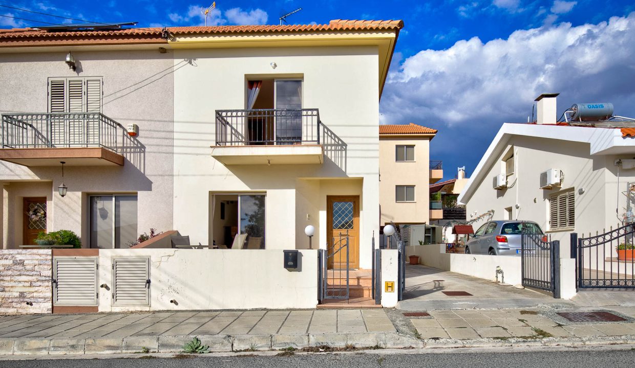 3 Bedroom Villa For Sale - Kolossi Village, Limassol: ID 1133 01 - ID 1133 - Comark Estates