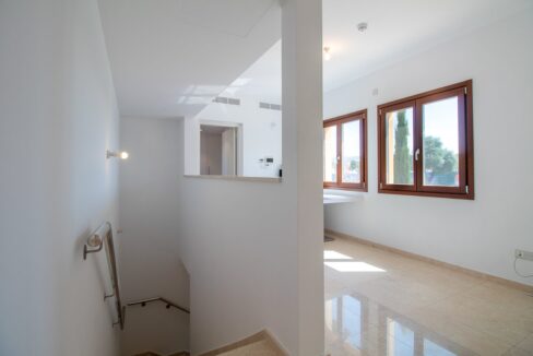 5 Bedroom Villa For Sale - Alexander Heights, Western Plateau, Aphrodite Hills, Paphos: 1174 17 – ID 1174 - Comark Estates
