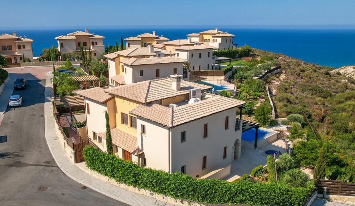 5 Bedroom Villa For Sale - Alexander Heights, Western Plateau, Aphrodite Hills, Paphos: 1174 02 – ID 1174 - Comark Estates