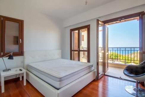 5 Bedroom Villa For Sale - Alexander Heights, Western Plateau, Aphrodite Hills, Paphos: 1174 20 – ID 1174 - Comark Estates