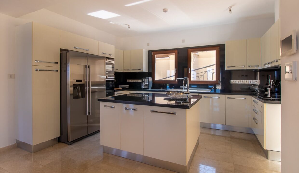 5 Bedroom Villa For Sale - Alexander Heights, Western Plateau, Aphrodite Hills, Paphos: 1174 23 – ID 1174 - Comark Estates