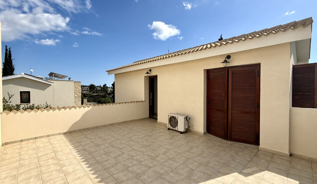 2 Bedroom Villa For Sale - Hestiades Greens, Aphrodite Hills, Paphos: 1184 11 – ID 1184 - Comark Estates