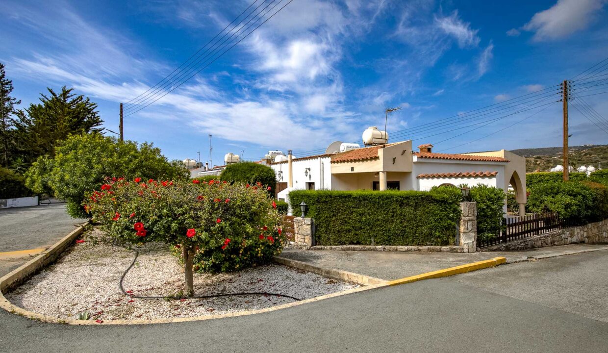2 Bedroom Bungalow For Sale - Pissouri Bay, Pissouri, Limassol: ID 1192 03 - ID 1192 - Comark Estates