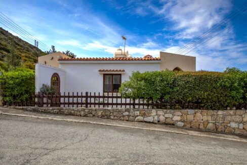 2 Bedroom Bungalow For Sale - Pissouri Bay, Pissouri, Limassol: ID 1192 01 - ID 1192 - Comark Estates