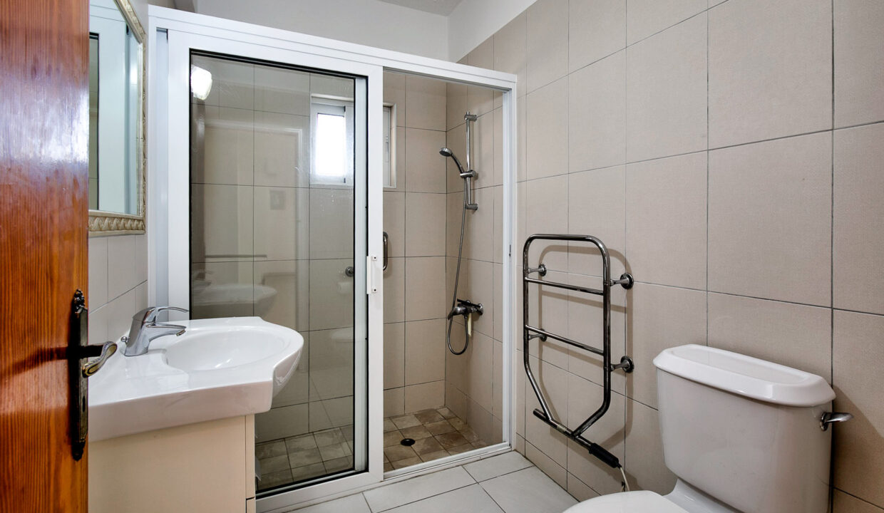 2 Bedroom Bungalow For Sale - Pissouri Bay, Pissouri, Limassol: ID 1192 21 - ID 1192 - Comark Estates
