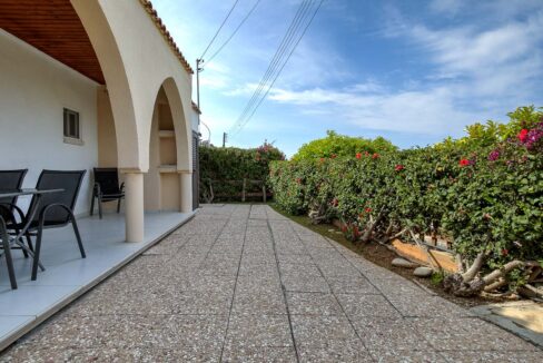 2 Bedroom Bungalow For Sale - Pissouri Bay, Pissouri, Limassol: ID 1192 23 - ID 1192 - Comark Estates
