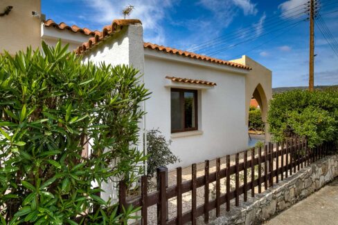2 Bedroom Bungalow For Sale - Pissouri Bay, Pissouri, Limassol: ID 1192 02 - ID 1192 - Comark Estates