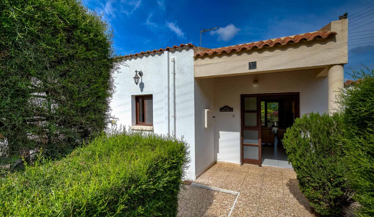 2 Bedroom Bungalow For Sale - Pissouri Bay, Pissouri, Limassol: ID 1192 06 - ID 1192 - Comark Estates