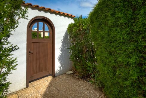 2 Bedroom Bungalow For Sale - Pissouri Bay, Pissouri, Limassol: ID 1192 09 - ID 1192 - Comark Estates