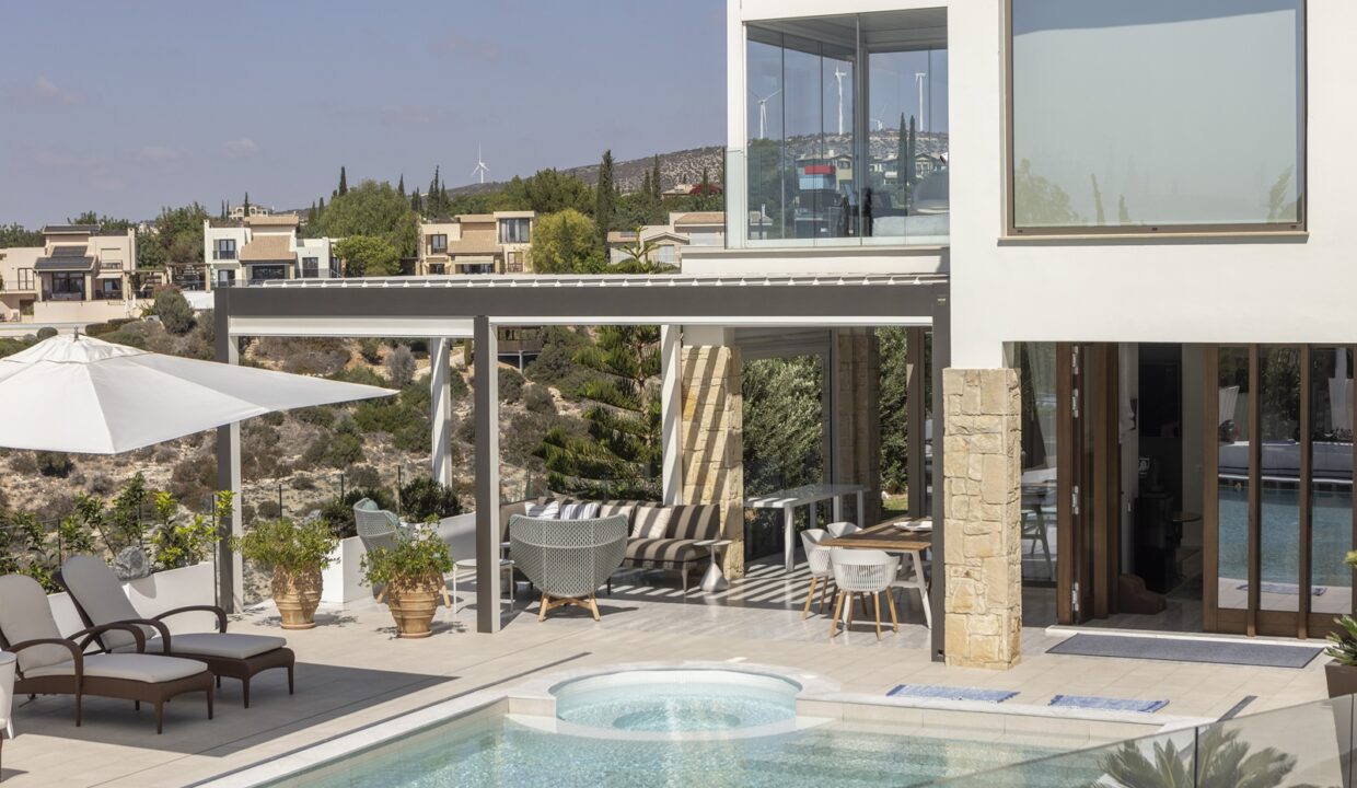 6 Bedroom Villa For Sale - Eastern Plateau, Aphrodite Hills, Paphos: ID 1196 15 – ID 1196 - Comark Estates