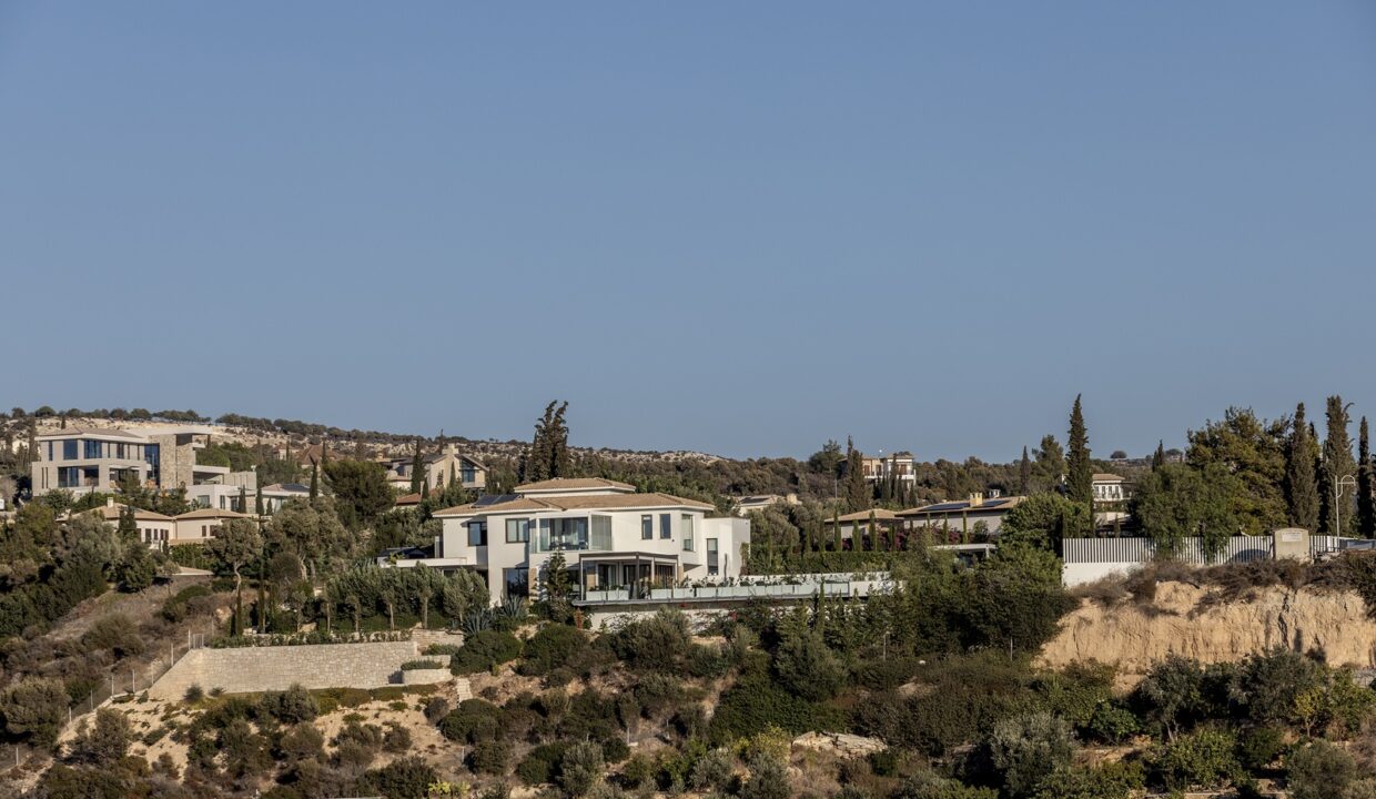 6 Bedroom Villa For Sale - Eastern Plateau, Aphrodite Hills, Paphos: ID 1196 09 – ID 1196 - Comark Estates
