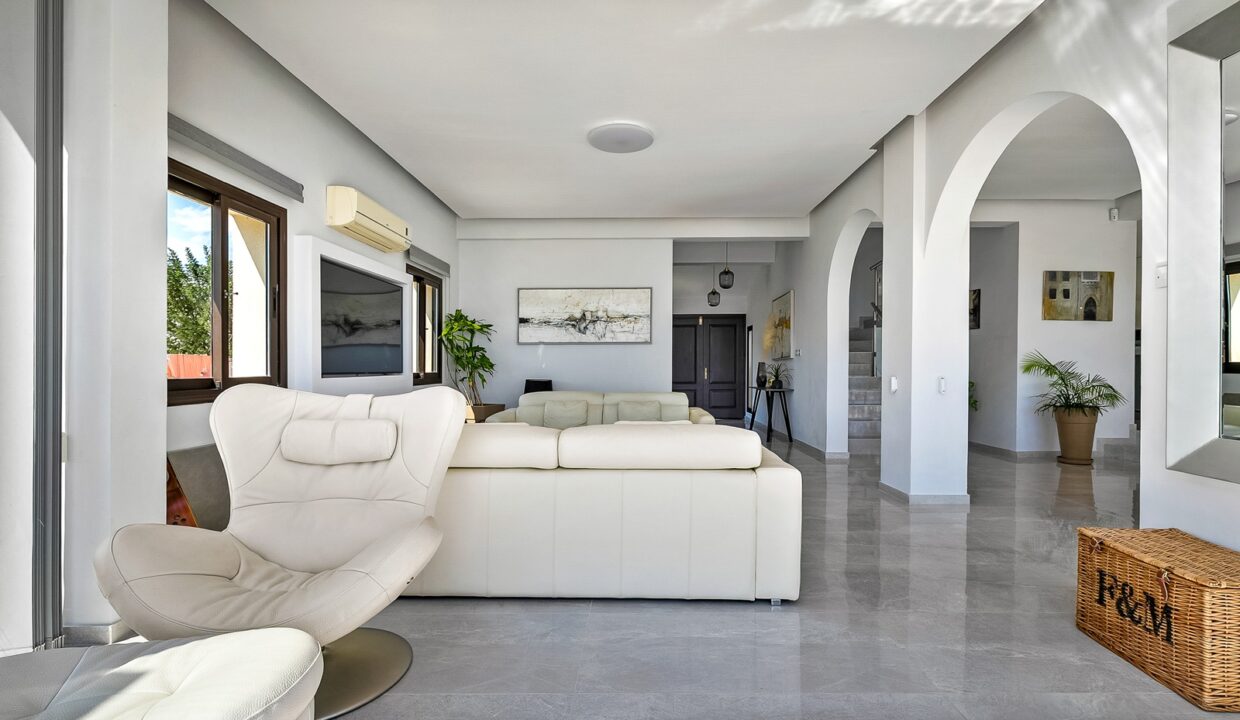 3 Bedroom Frontline Villa For Sale - Secret Valley/Venus Rock, Kouklia, Paphos: ID 1197 40 – ID 1197 - Comark Estates