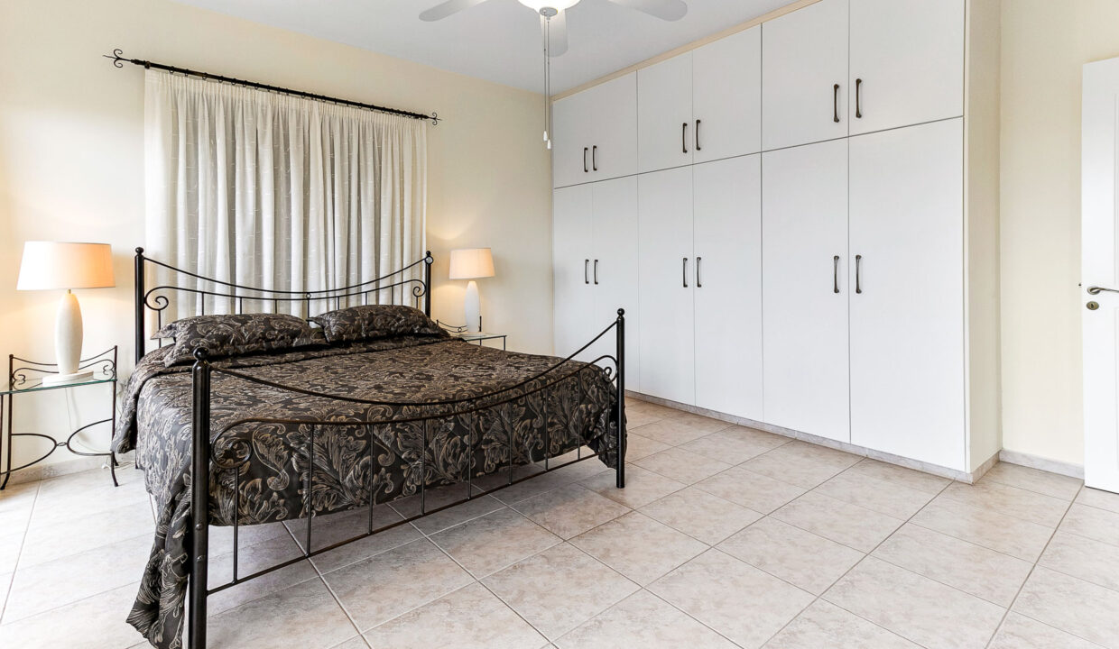 3 Bedroom Villa For Sale - Pissouri, Pissouri Village, Limassol: ID 1206 16 - ID 1206 - Comark Estates